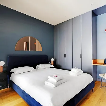 Amazing - Arc De Triomphe-champs Elysee Apartment Paris